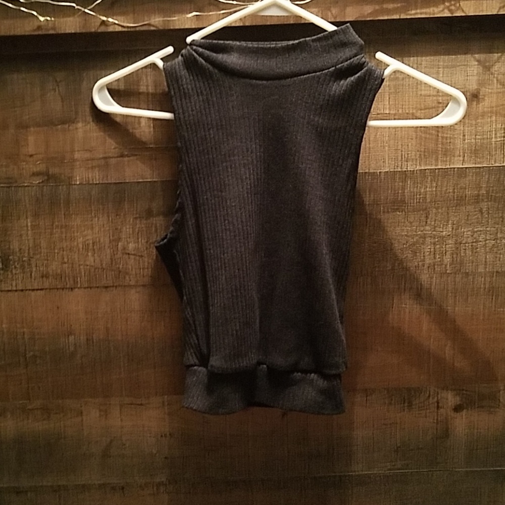 Crop top (only wore once)